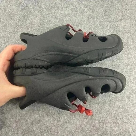 Crocs Juniors Youth Shoes Sandals  Boys Size 3 Black Red Bungie Cord - Picture 8 of 9